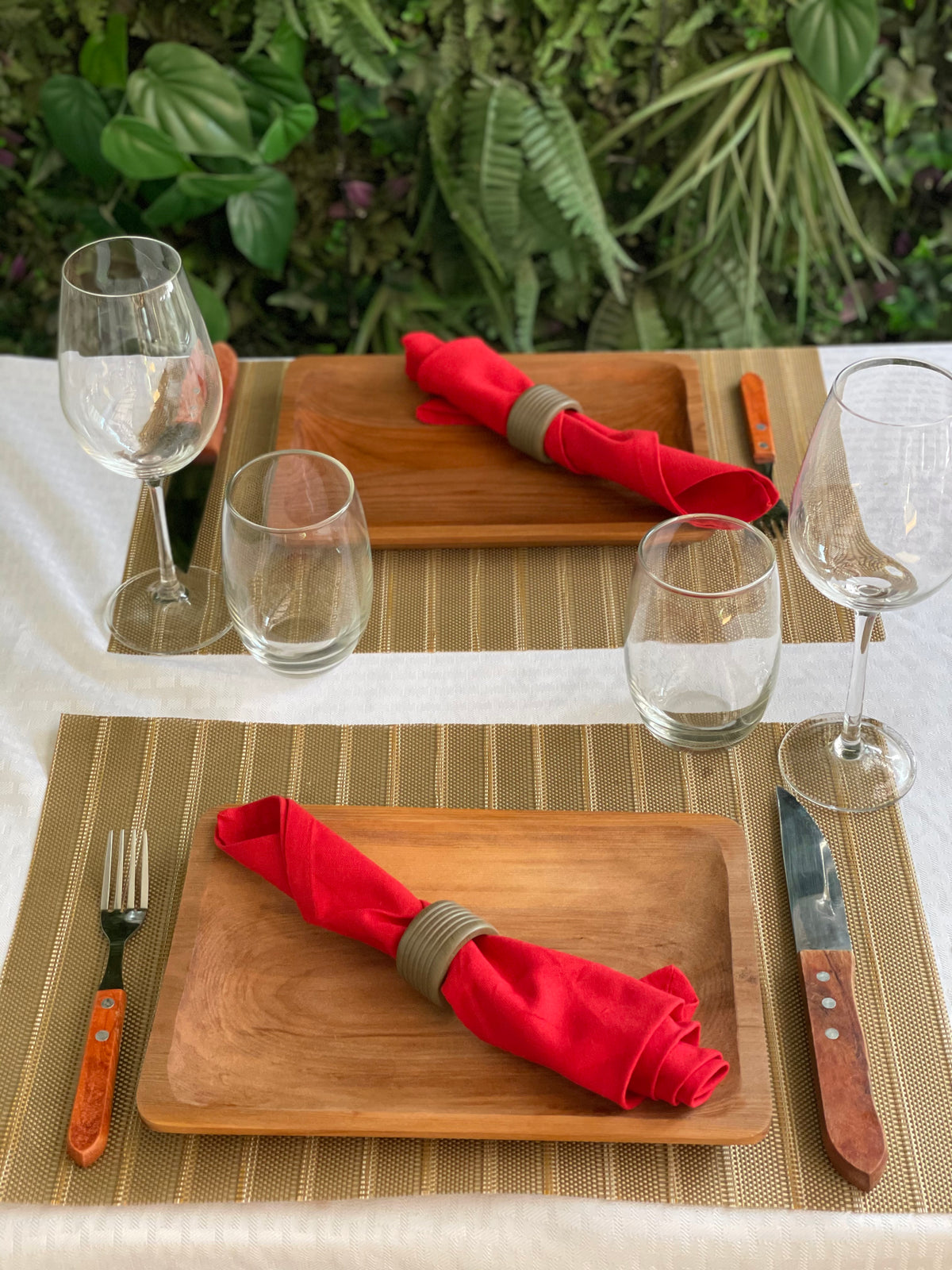 Set de platos madera nativa